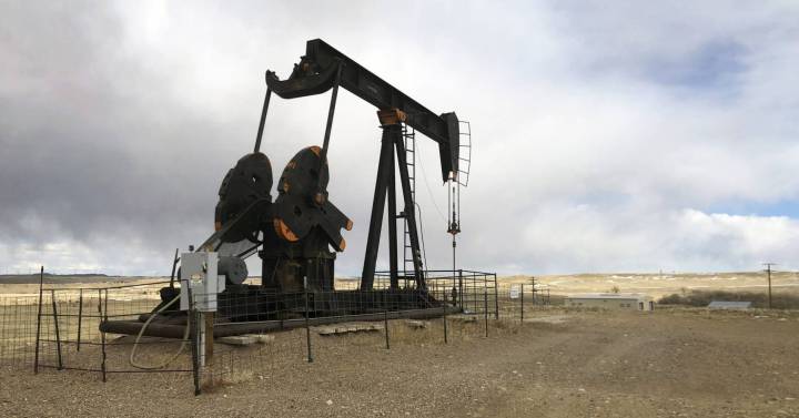 El petróleo Brent sube un 0,86 %, hasta 94,92 dólares