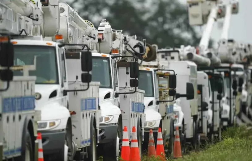 Unas 770.000 personas siguen sin energía en Florida tras el embate de Ian