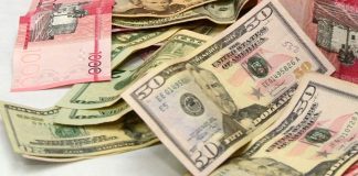 El dólar se cambia este lunes a 58.69 pesos dominicanos