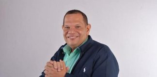 Alcalde Carlos Guzmán