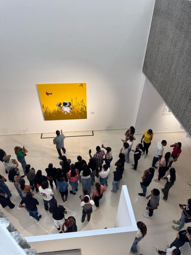 "HONESTY BY JUAN CARLOS REYES" stands out as a valuable exhibit in the Museum of Modern Art | 3 | "HONESTY BY JUAN CARLOS REYES" stands out as a valuable exhibit in the Museum of Modern Art | De Último Minuto English