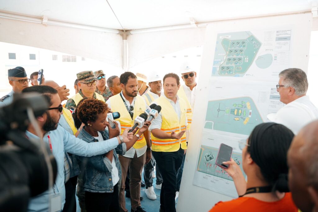 Carlos Bonilla supervises progress at Las Parras Correctional Center | 7 | Carlos Bonilla supervises progress at Las Parras Correctional Center | De Último Minuto English