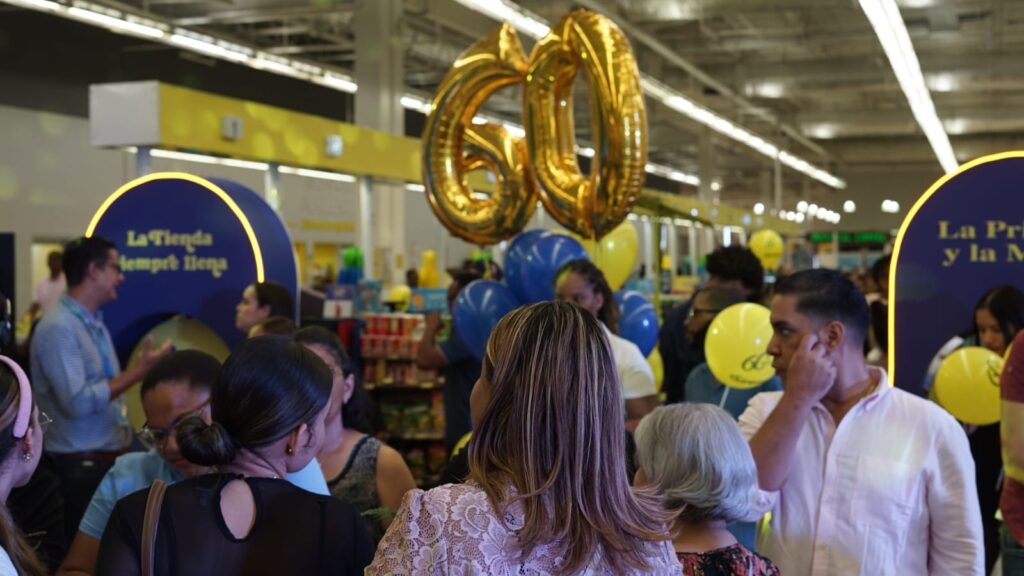 Sirena celebrates its 60th anniversary with promotions, activities, and community engagement | De Último Minuto English