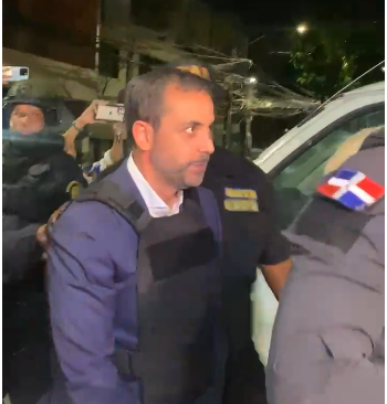 Antonio Espaillat was transferred to the Ciudad Nueva Courthouse for the Jet Set case | De Último Minuto English