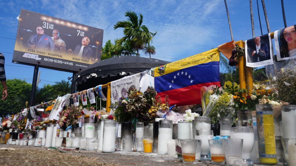 Two months after the Jet Set's collapse: nostalgia, uncertainty, and the silence of its owners | 2 | Two months after the Jet Set's collapse: nostalgia, uncertainty, and the silence of its owners | De Último Minuto English