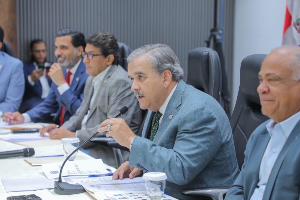 Baja participación en vista pública sobre candidaturas independientes