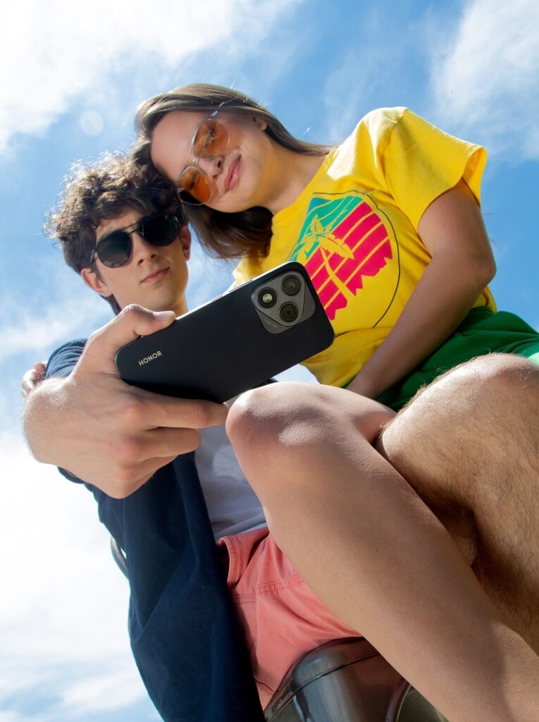 HONOR launches the 400 Series: 200MP AI photography, 6000 mAh battery, and smart editing for creative users | De Último Minuto English