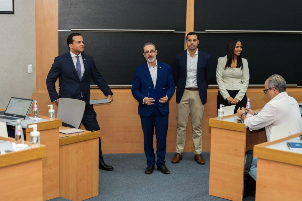 Banco Popular impulsa educación sobre mercado de valores en periodistas y comunicadores - Noticias de hoy en República Dominicana | De Último Minuto