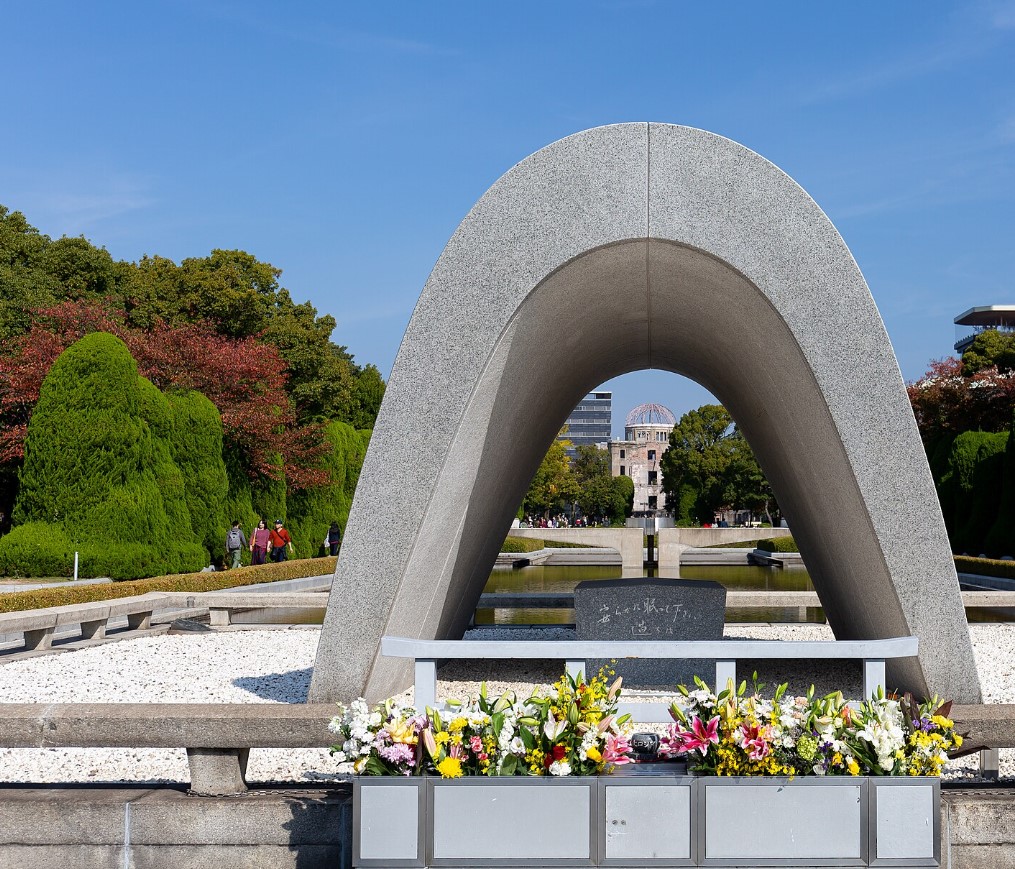 Today marks 80 years since Hiroshima was bombed by the Enola Gay | De Último Minuto English