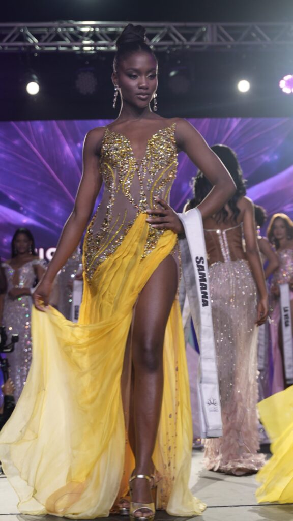 Beauties exuded glamour and elegance in the preliminary competition of Miss RD 2025 | De Último Minuto English