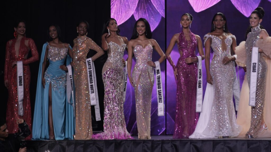Beauties exuded glamour and elegance in the preliminary competition of Miss RD 2025 | De Último Minuto English