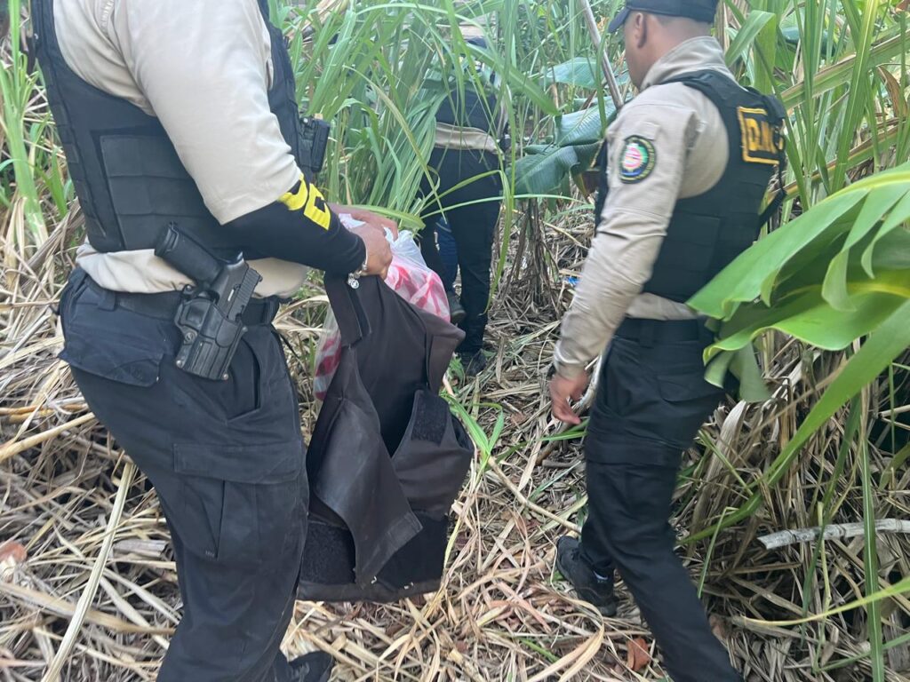 DNCD realiza operativo contra el microtráfico e incauta más de 141,000 gramos de distintos estupefacientes | 9 | DNCD realiza operativo contra el microtráfico e incauta más de 141,000 gramos de distintos estupefacientes - Noticias de hoy en República Dominicana | De Último Minuto