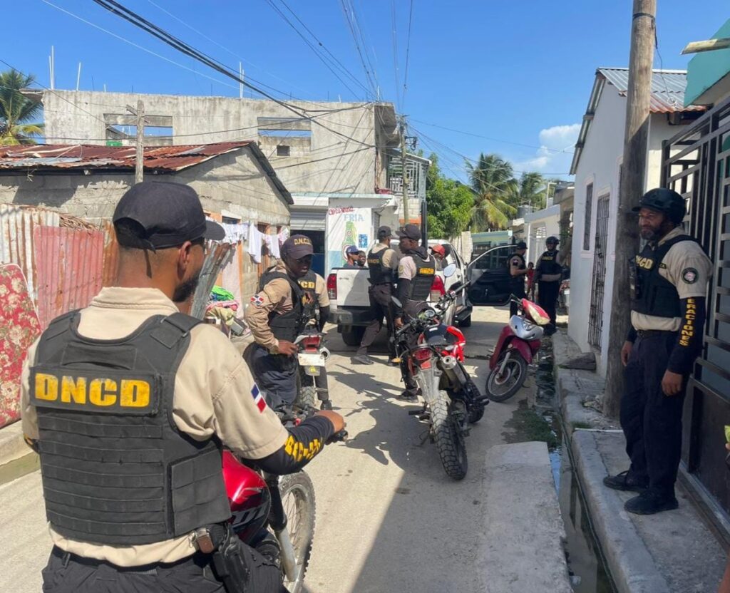 DNCD realiza operativo contra el microtráfico e incauta más de 141,000 gramos de distintos estupefacientes | 7 | DNCD realiza operativo contra el microtráfico e incauta más de 141,000 gramos de distintos estupefacientes - Noticias de hoy en República Dominicana | De Último Minuto