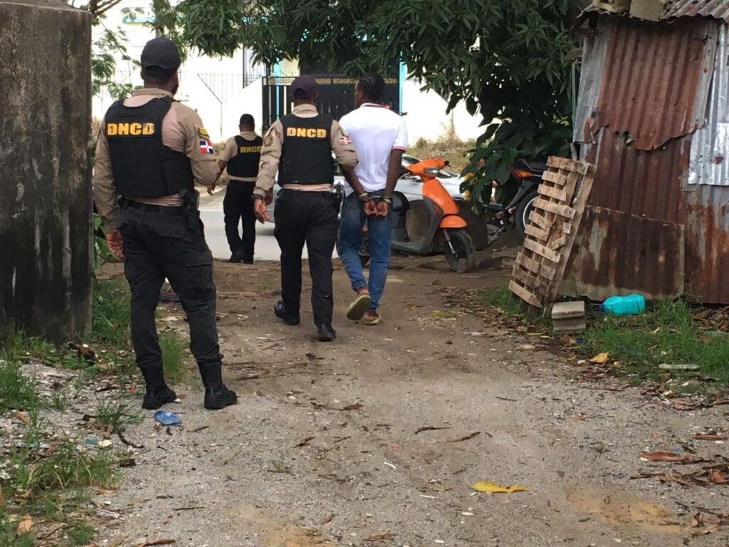 DNCD realiza operativo contra el microtráfico e incauta más de 141,000 gramos de distintos estupefacientes | 6 | DNCD realiza operativo contra el microtráfico e incauta más de 141,000 gramos de distintos estupefacientes - Noticias de hoy en República Dominicana | De Último Minuto