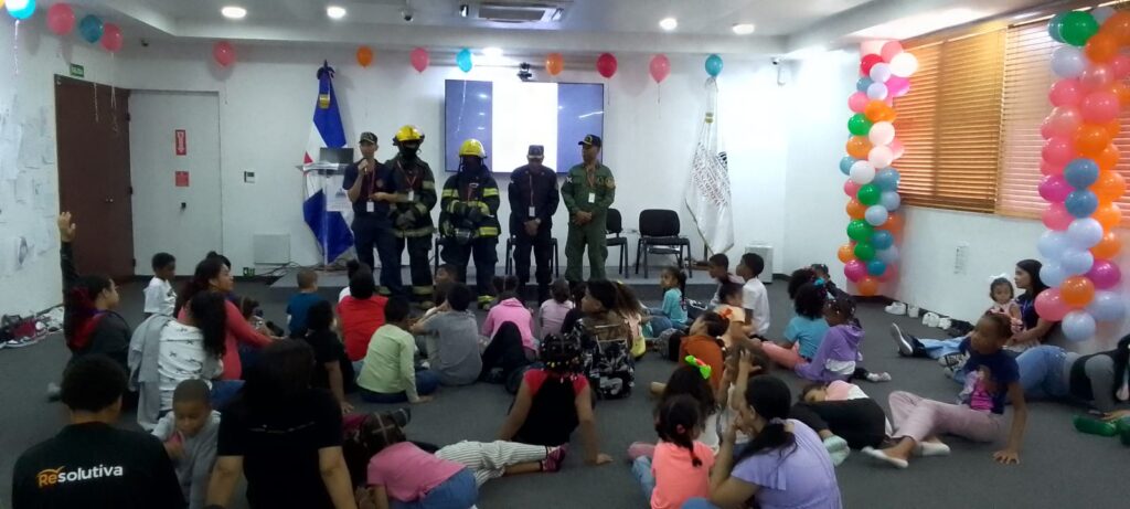 SD North Firefighters inspire children in "Fun Summer 2025" | De Último Minuto English