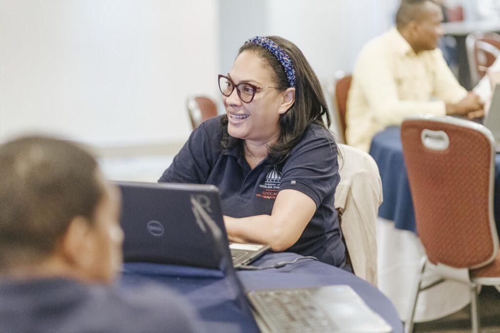 Minerd strengthens CAPEM and creates alliances for school psychoemotional well-being | De Último Minuto English