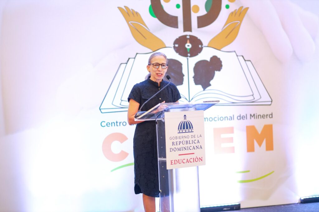 Minerd strengthens CAPEM and creates alliances for school psychoemotional well-being | De Último Minuto English
