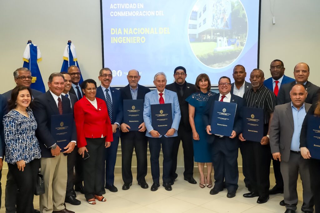 UASD recognizes engineer Leonardo Reyes Madera, director of Onesvie | De Último Minuto English