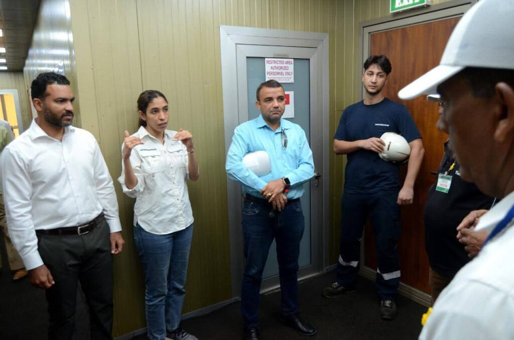 Azua communicators receive training on the country's electrical system | De Último Minuto English