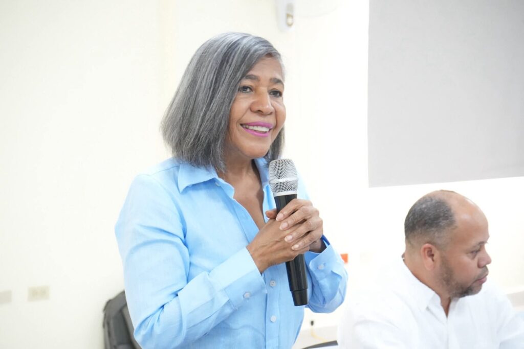 "School in Peralta is not in agreement with the Catholic Church," says vice minister | De Último Minuto English