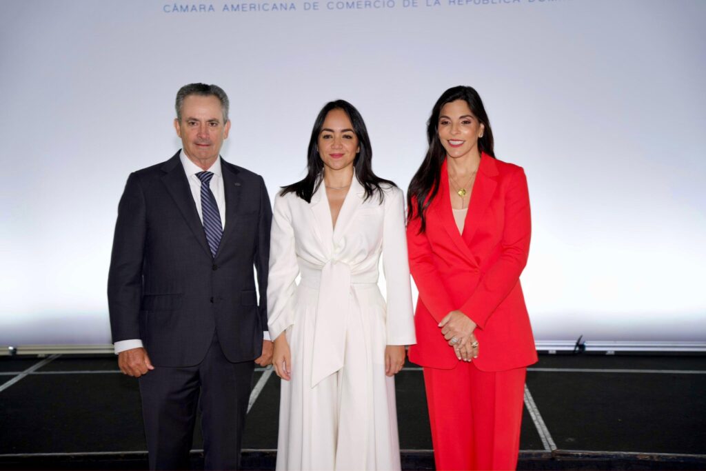 Faride Raful calls on the private sector for social involvement in building a safer DR | De Último Minuto English