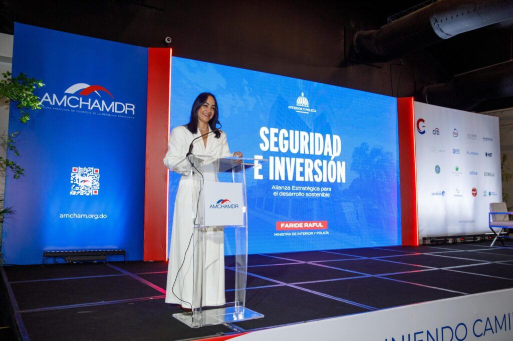 Faride Raful calls on the private sector for social involvement in building a safer DR | De Último Minuto English