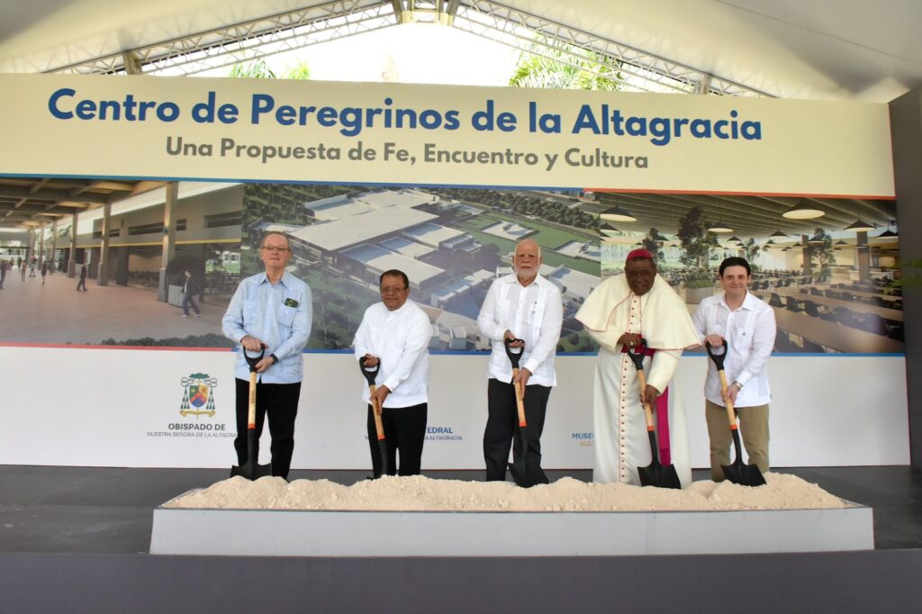 Construction of the Altagracia Pilgrim Center Begins | De Último Minuto English