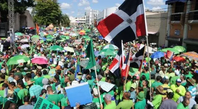 When the Green March turned gray: silence in the current corruption scandals | De Último Minuto English