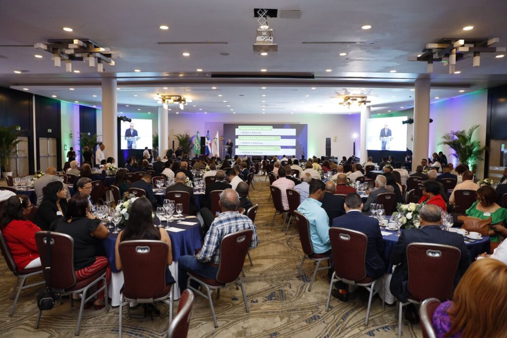 COOPSEGUROS surpasses one billion in assets and consolidates growth at the end of 2024 | 4 | COOPSEGUROS supera los mil millones en activos al cierre del 2024