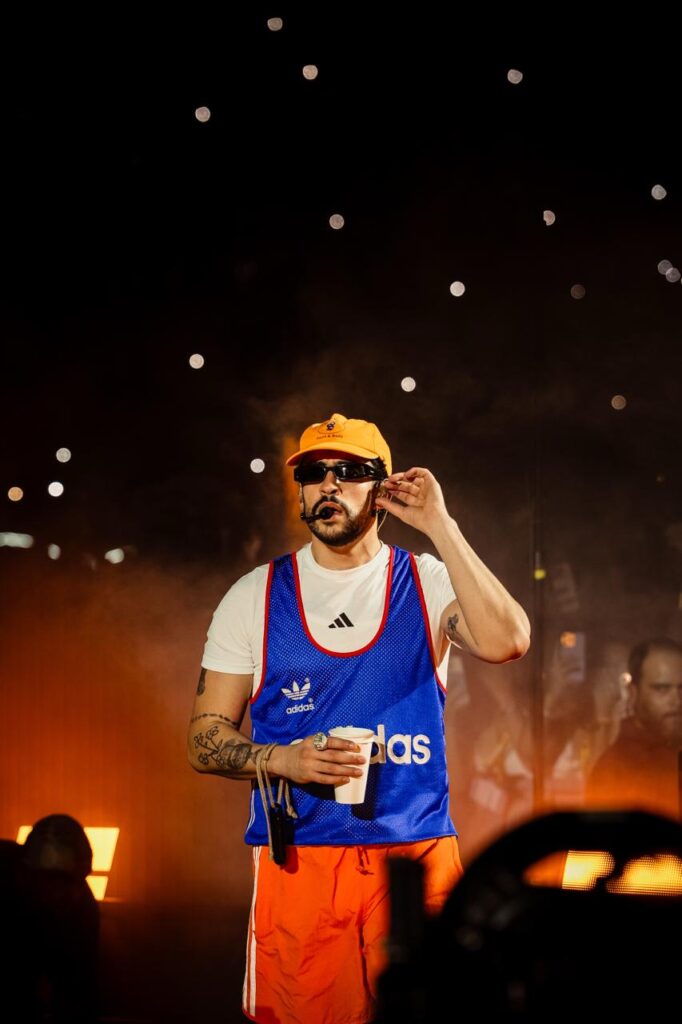 Bad Bunny ¡Immense! at his second concert in DR | De Último Minuto English