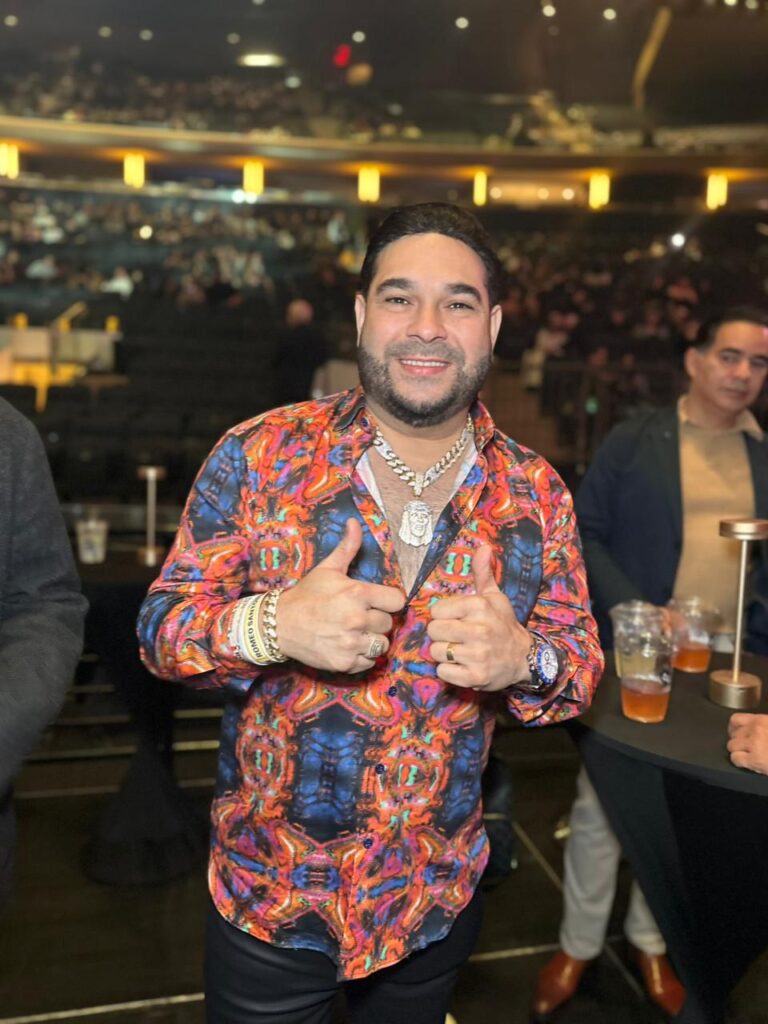 Personalidades dicen presente en el Listening Party de Romeo Santos y Prince Royce - Noticias de hoy en República Dominicana | De Último Minuto