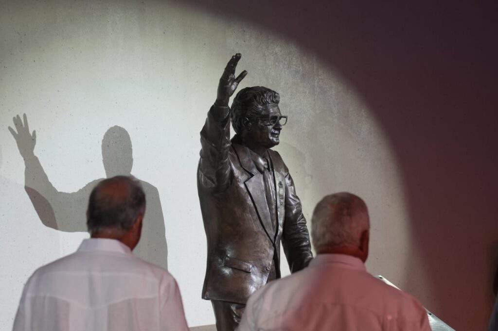 Fundación Juan Ulises García Saleta entrega Plaza Olímpica que inmortaliza el legado del olimpismo dominicano | 1 | Fundación Juan Ulises García Saleta entrega Plaza Olímpica que inmortaliza el legado del olimpismo dominicano - Noticias de hoy en República Dominicana | De Último Minuto