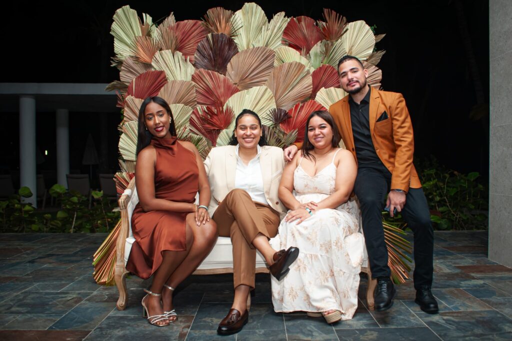 RIU Hotels & Resorts recognizes its main local agencies in DR | De Último Minuto English