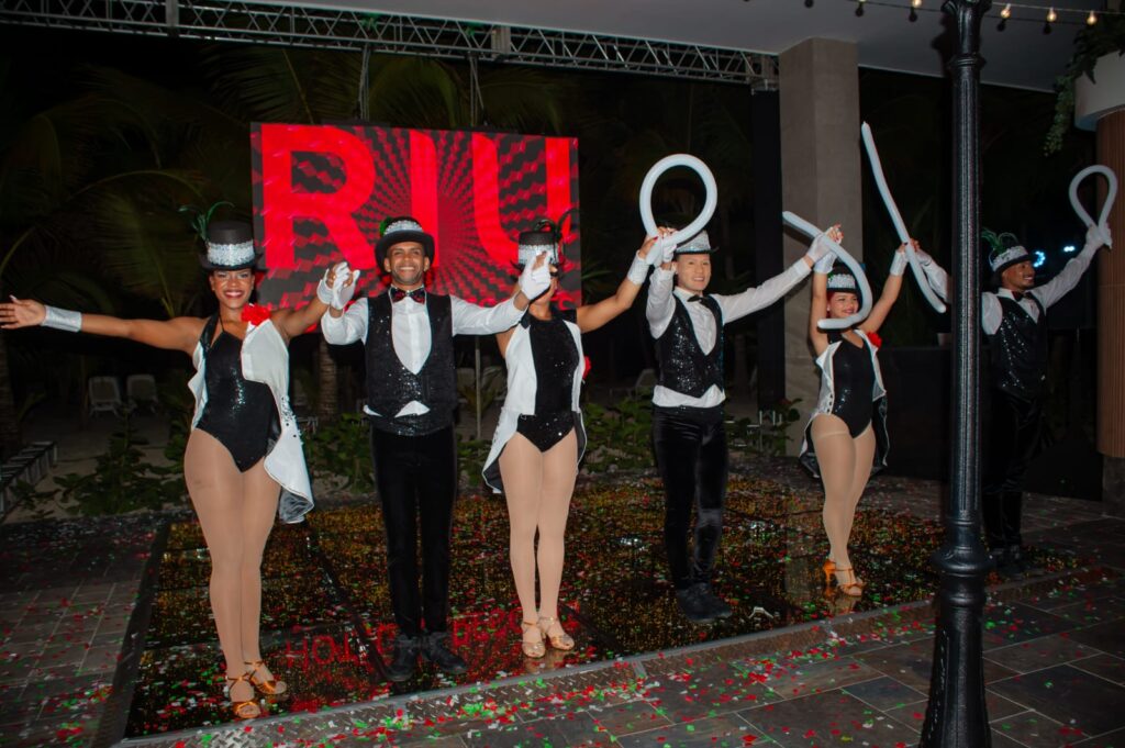 RIU Hotels & Resorts recognizes its main local agencies in DR | De Último Minuto English