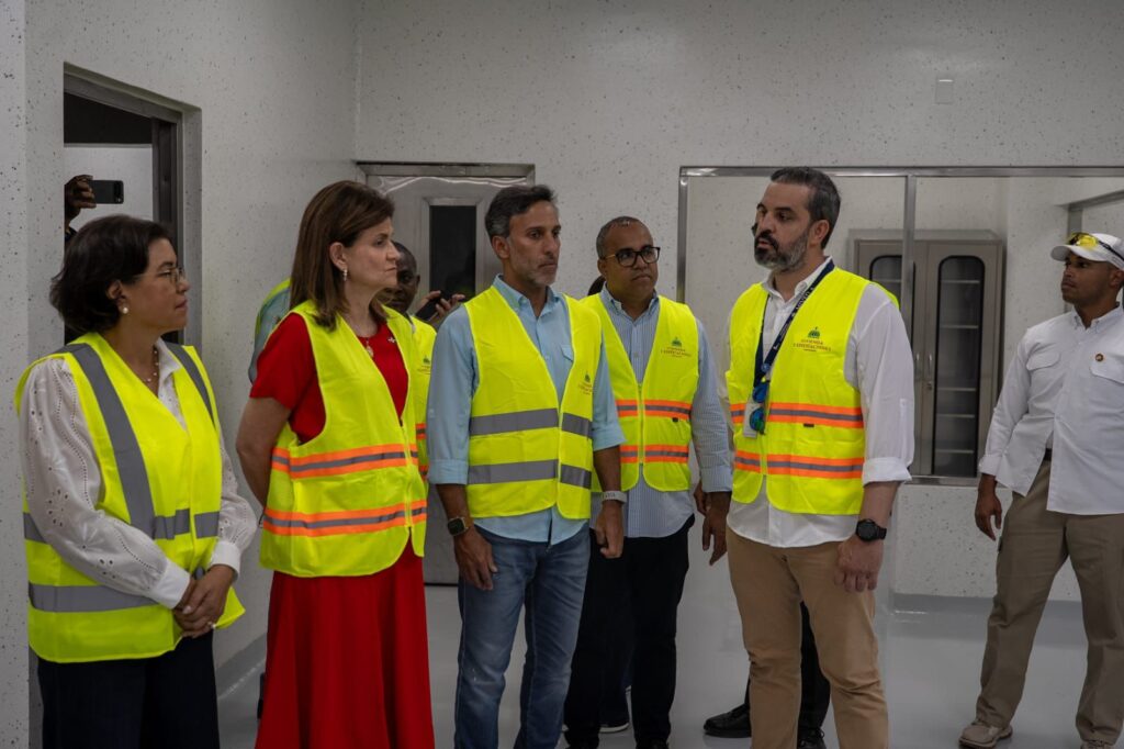 Supervisan avances finales del Hospital Provincial Matías Ramón Mella en Dajabón | 10 | Supervisan avances finales del Hospital Provincial Matías Ramón Mella en Dajabón - Noticias de hoy en República Dominicana | De Último Minuto