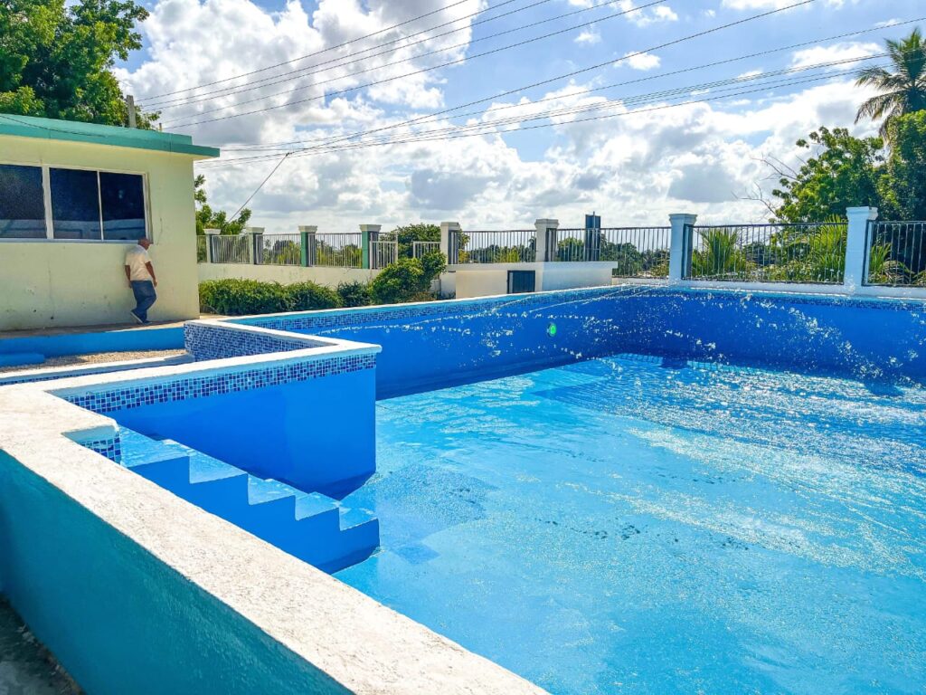 Social area opens at the Casa Club of the Medical College, CMD, in Neiba | De Último Minuto English