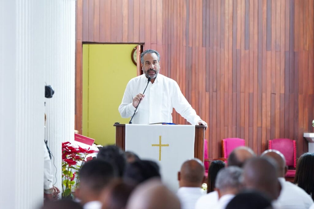 INEFI celebrates mass in commemoration of its 28th anniversary | De Último Minuto English