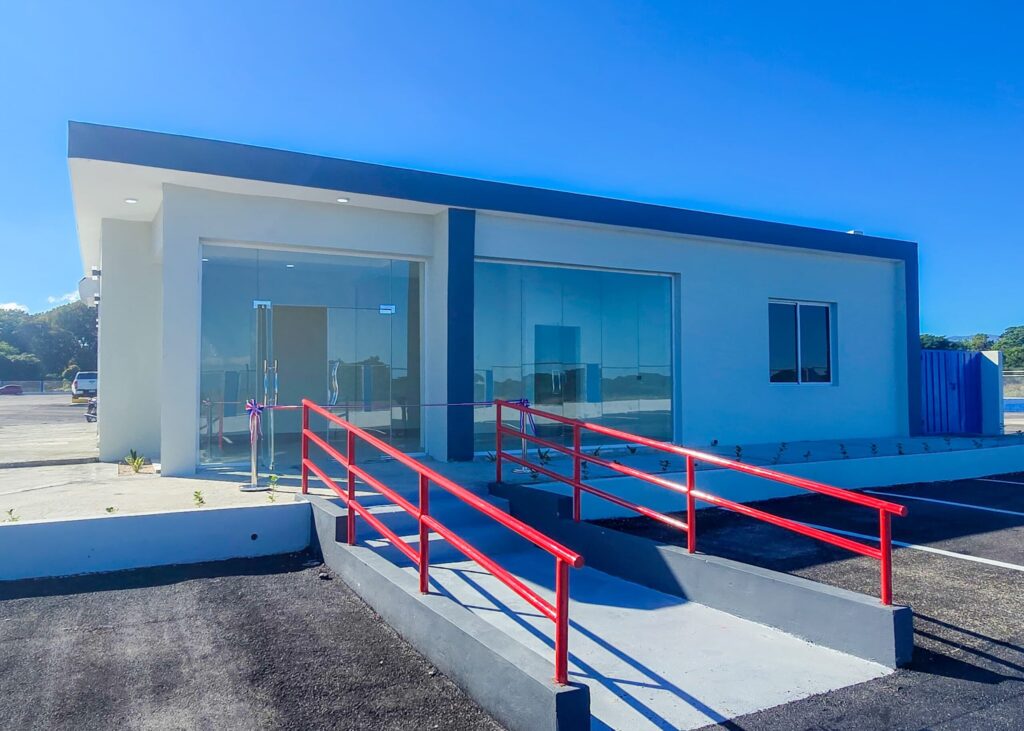 Abinader inaugura mercado municipal en Las Matas de Farfán para dinamizar la economía local - Noticias de hoy en República Dominicana | De Último Minuto