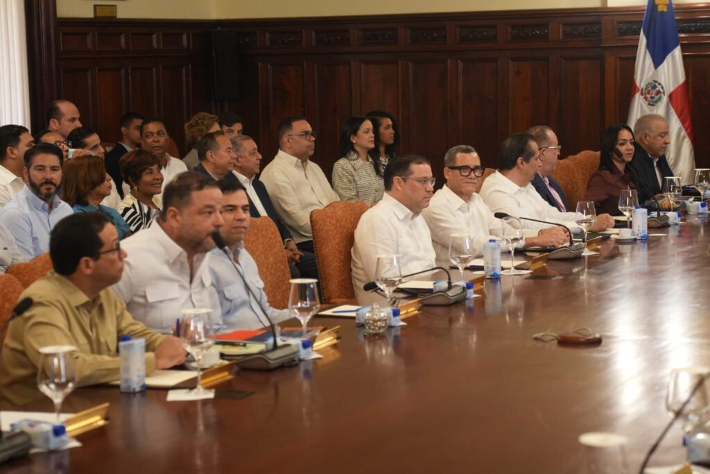 Extended Council of Ministers begins, headed by President Abinader | De Último Minuto English
