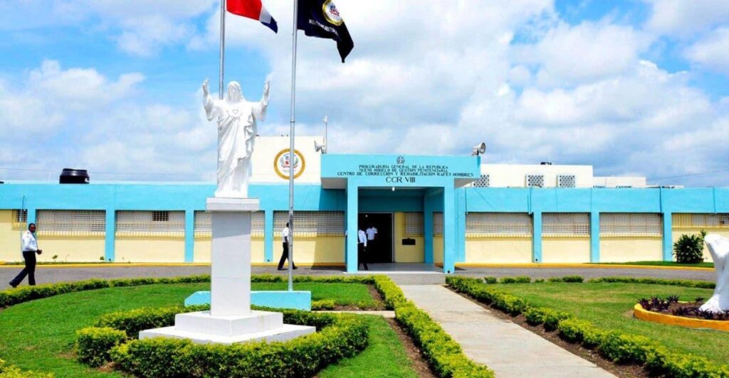 Tras atentado a subdirectora en Rafey Hombres: autoridades requisa total y traslado de al menos 20 presos - Noticias de hoy en República Dominicana | De Último Minuto