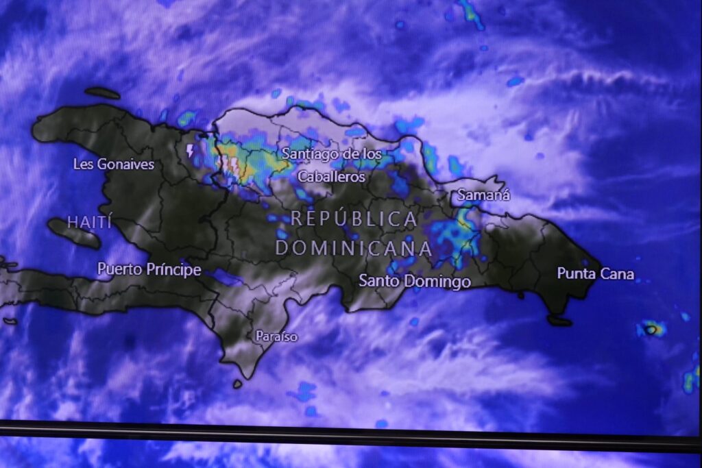 Rainfall decreases and more stable conditions are expected over the weekend | De Último Minuto English