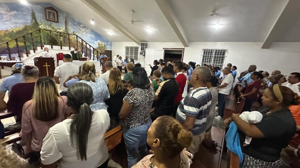 Caño Grande Bonao celebra su séptimo día de fiestas patronales en honor a la Virgen de la Altagracia - Noticias de hoy en República Dominicana | De Último Minuto