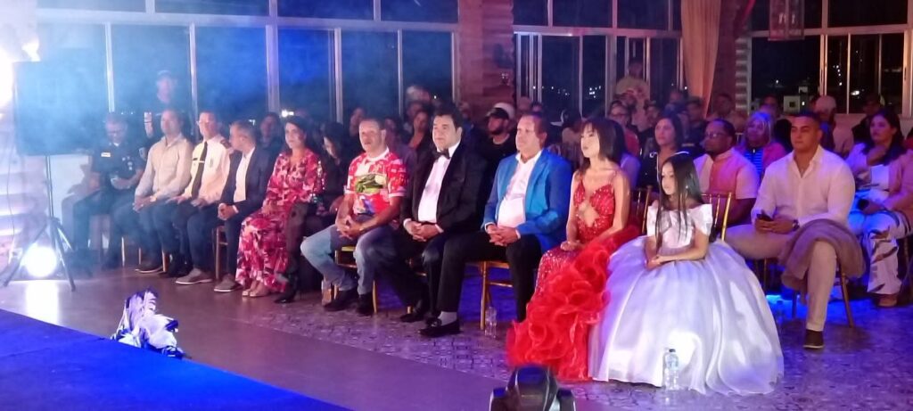 Realizan lanzamiento y coronación oficial Carnaval Constanza 2026 | 14 | Realizan lanzamiento y coronación oficial Carnaval Constanza 2026 - Noticias de hoy en República Dominicana | De Último Minuto