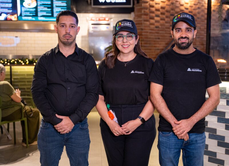 Cementos Progreso's volunteering program brings the "Christmas with Purpose" day to the elderly of SPM | 2 | Cementos Progreso's volunteering program brings the "Christmas with Purpose" day to the elderly of SPM | De Último Minuto English