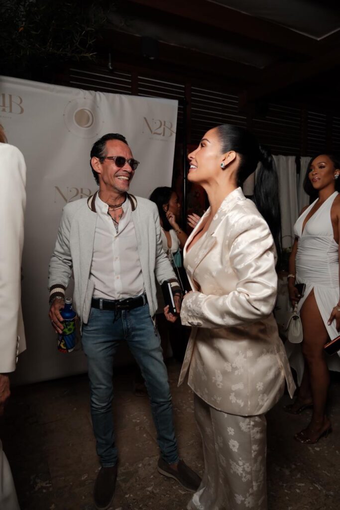 Francelys Infante, wife of Romeo Santos, debuts as a businesswoman | De Último Minuto English