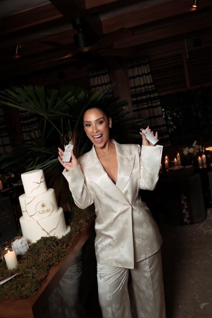 Francelys Infante, wife of Romeo Santos, debuts as a businesswoman | De Último Minuto English