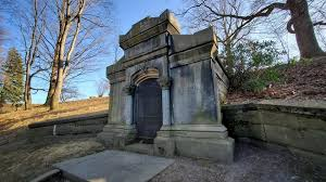 Man steals more than 100 skeletons from cemeteries in Pennsylvania | De Último Minuto English