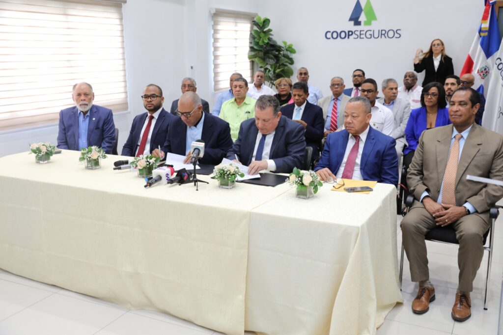 COOPNAMA raises its cooperation support to COOPSEGUROS | De Último Minuto English