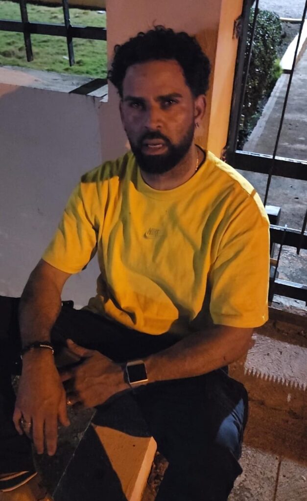 Joven sobrevive a aparatoso accidente en la carretera Salcedo–Tenares - Noticias de hoy en República Dominicana | De Último Minuto