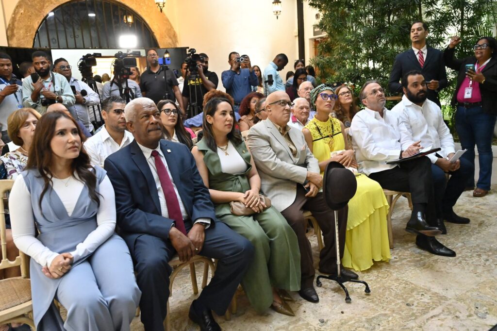 Centro Cultural Banreservas anuncia la Quinta Temporada de Teatro dedicada a Giovanny Cruz - Noticias de hoy en República Dominicana | De Último Minuto